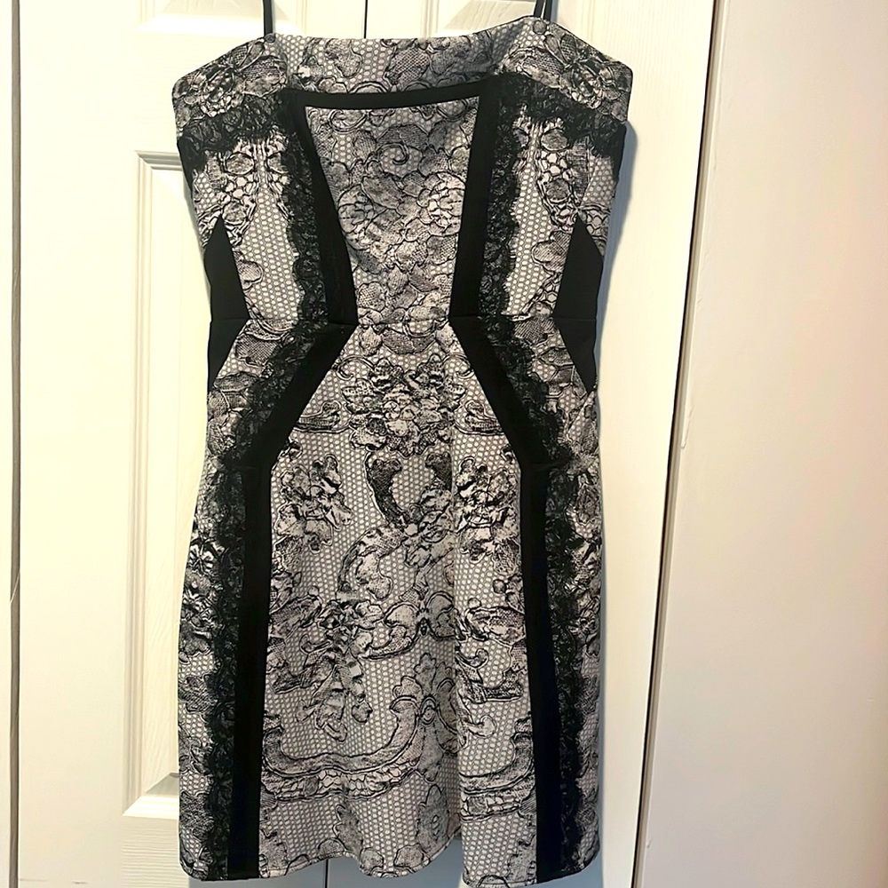 BCBGMAXAZRIA Dress Size 8